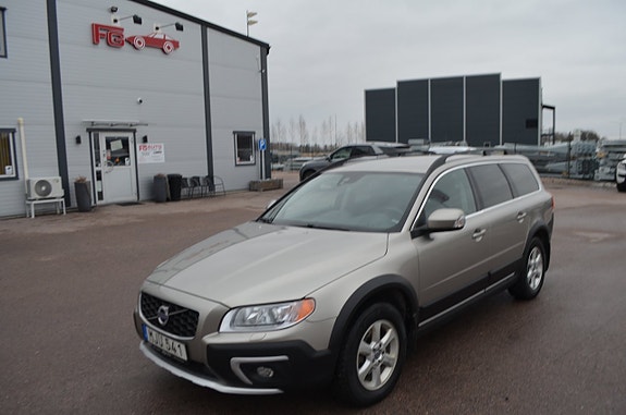 Volvo XC70 3 of 5
