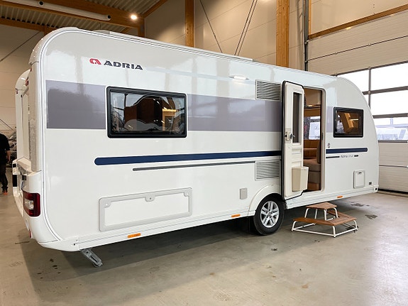 Adria Alpina 573 UP / ALDE / Ugn / Panorama / 1779kr/mån / Cityvatten / 2 of 25