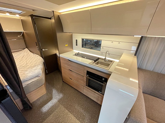 Adria Alpina 573 UP / ALDE / Ugn / Panorama / 1779kr/mån / Cityvatten / 11 of 25