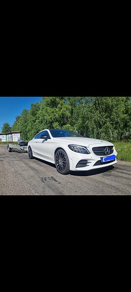 Mercedes-Benz C220 d 4 of 5