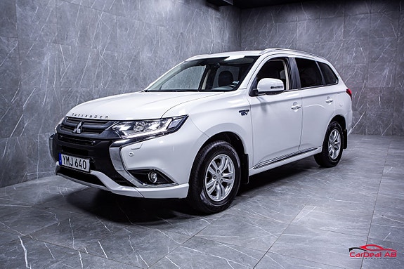 Mitsubishi Outlander 3 of 27