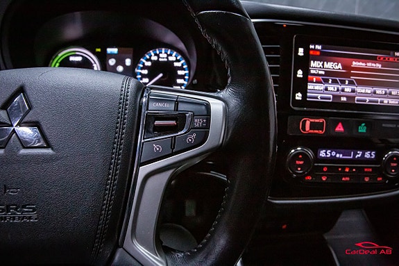 Mitsubishi Outlander 22 of 27