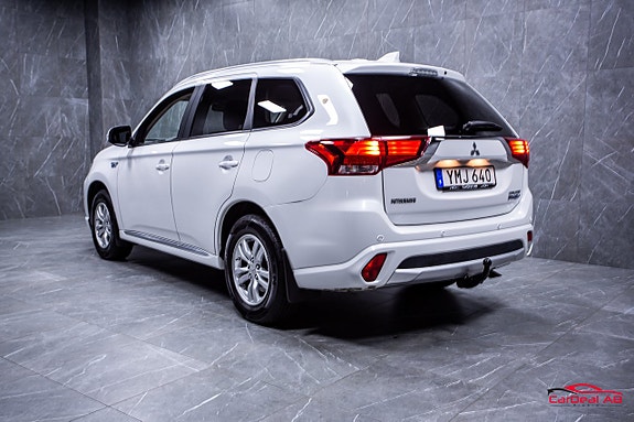 Mitsubishi Outlander 5 of 27