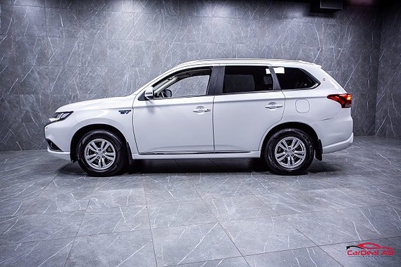 Mitsubishi Outlander 4 of 27