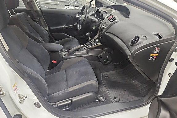 Honda Civic 10 of 17