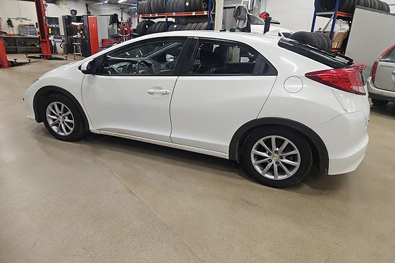 Honda Civic 8 of 17