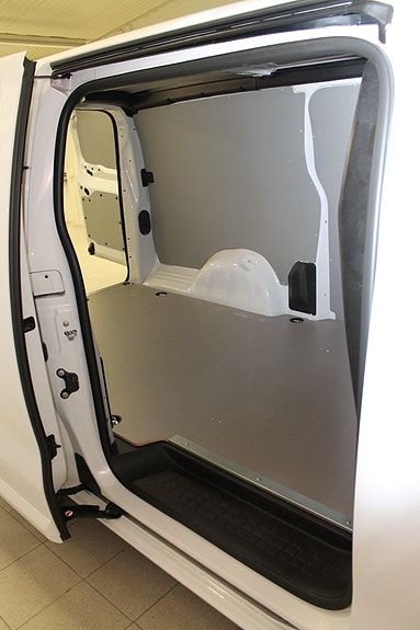 Citroen E-Jumpy 6 of 11