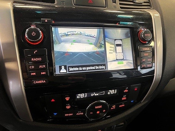 Nissan Navara 9 of 10