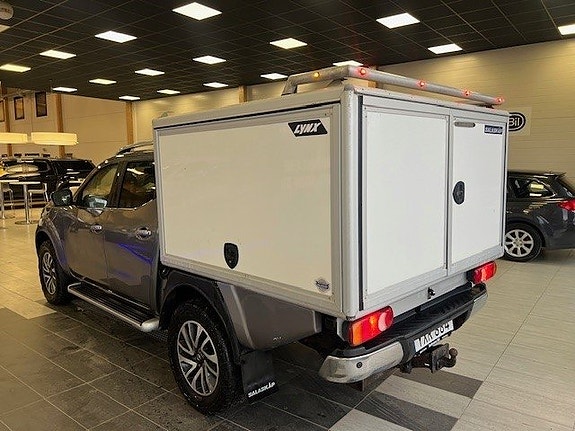 Nissan Navara 3 of 5