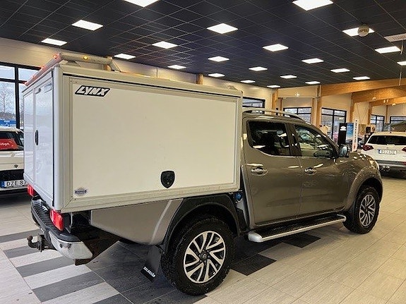 Nissan Navara 4 of 5