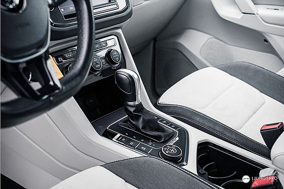 Volkswagen Tiguan 5 of 11