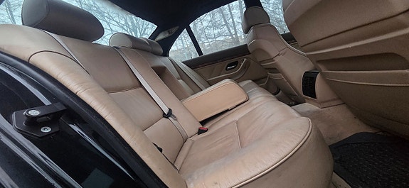 BMW 540i 27 of 27