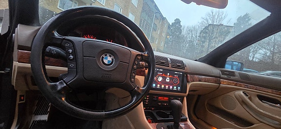 BMW 540i 22 of 27