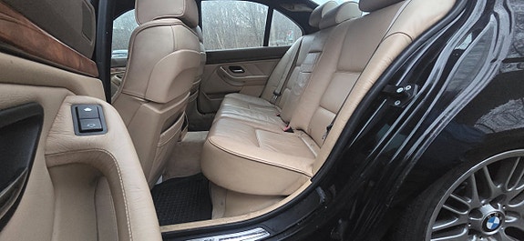 BMW 540i 26 of 27