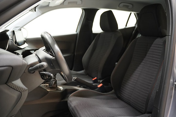 Peugeot 2008 6 of 19