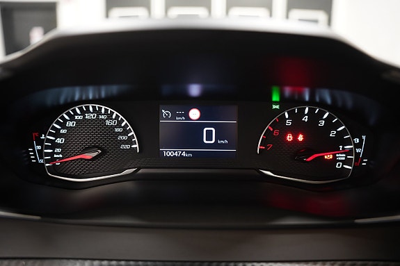 Peugeot 2008 10 of 19