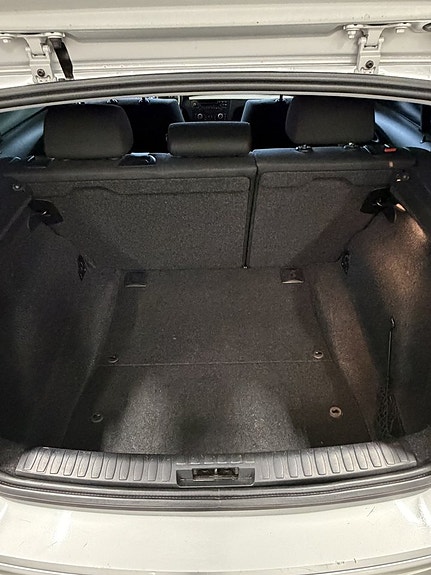 BMW 118d 17 of 17