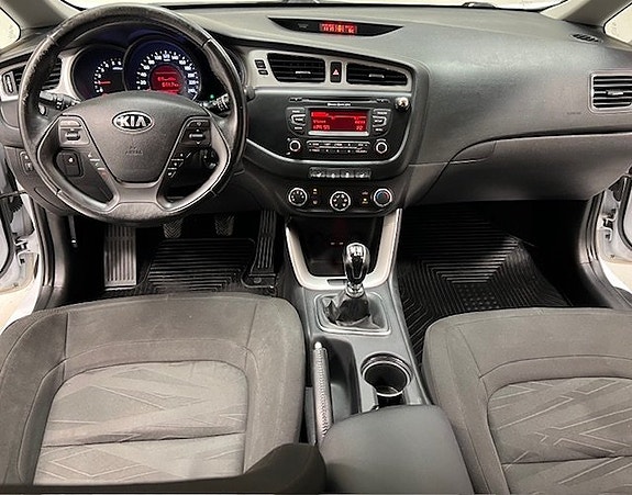 Kia Ceed 9 of 19