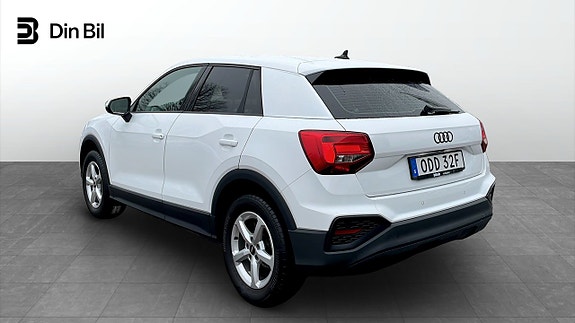 Audi Q2 3 of 5