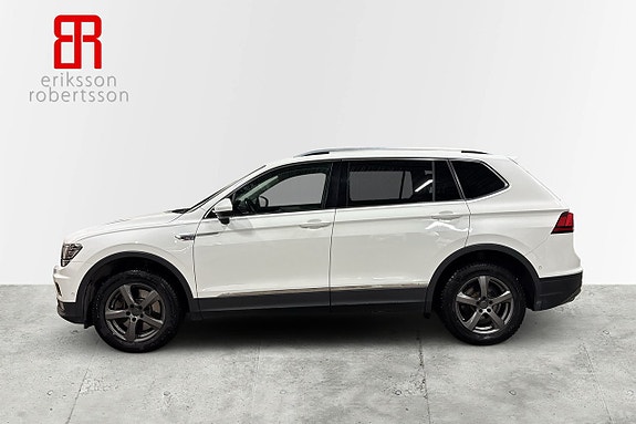 Volkswagen Tiguan Allspace 2 of 5