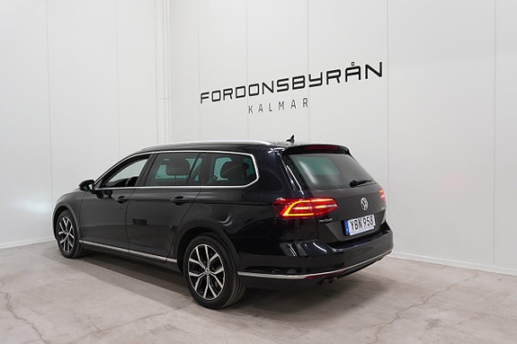 Volkswagen Passat 5 of 5