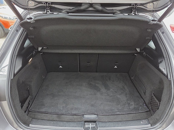 Mercedes-Benz B200 17 of 17