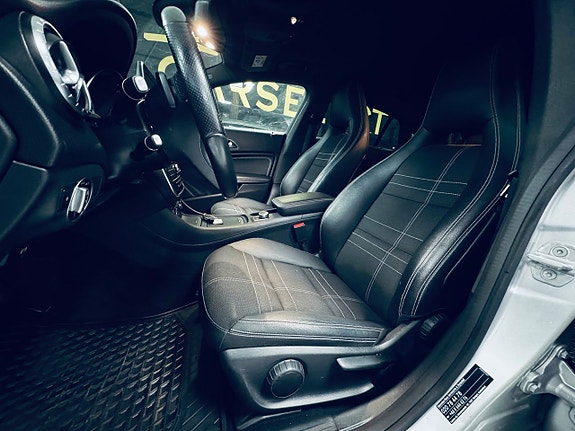 Mercedes-Benz CLA200 10 of 22