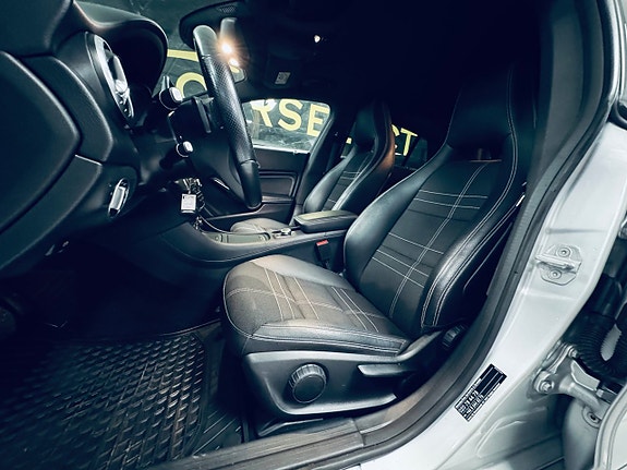 Mercedes-Benz CLA200 17 of 22