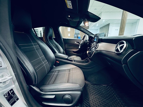 Mercedes-Benz CLA200 16 of 22