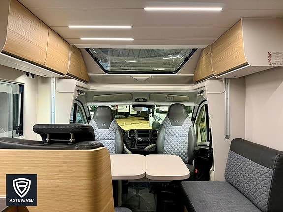 Adria Matrix Plus 670 SL 4 of 18