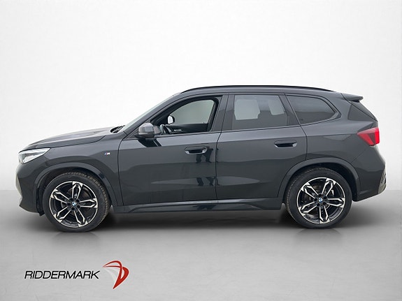 BMW X1 4 of 5