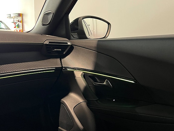 Peugeot 2008 16 of 18