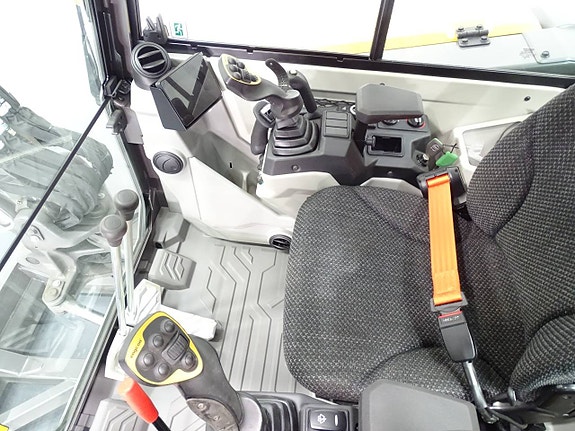 Volvo ECR40F / Engcon EC204 / S40 Microprop MIG2 4 of 5