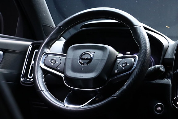 Volvo XC40 22 of 30