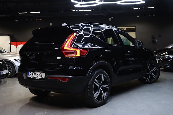 Volvo XC40 5 of 5