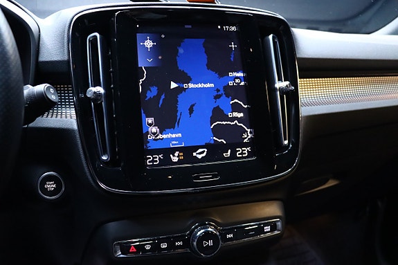 Volvo XC40 28 of 30