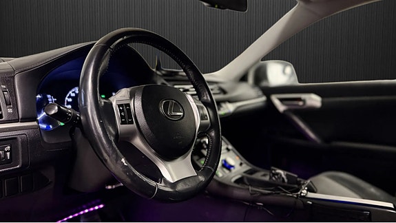 Lexus CT200h 6 of 11