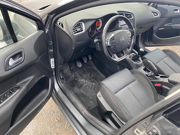 Citroen C4 4 of 5