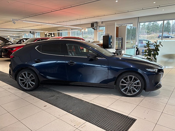 Mazda 3 5 of 26