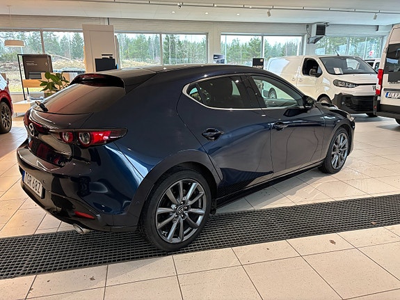 Mazda 3 5 of 5