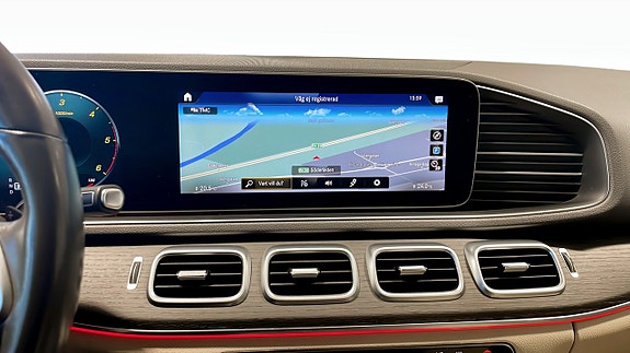 Mercedes-Benz GLE300 d 18 of 22