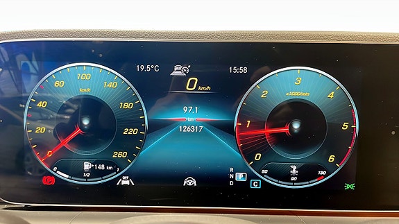 Mercedes-Benz GLE300 d 15 of 22
