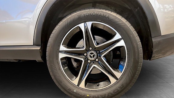 Mercedes-Benz GLE300 d 9 of 22