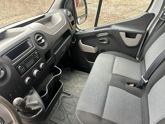 Renault Master 6 of 11