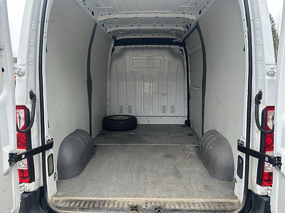 Renault Master 10 of 11