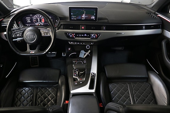 Audi S4 9 of 27