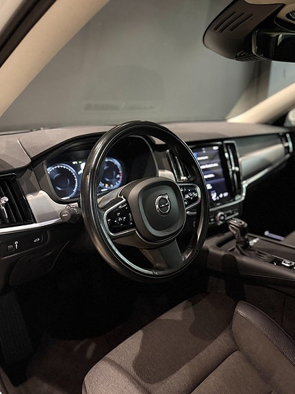 Volvo V90 13 of 18