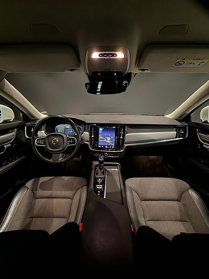 Volvo V90 18 of 18