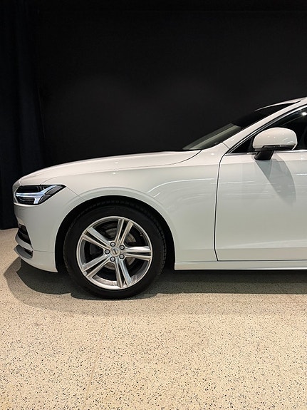 Volvo V90 5 of 5