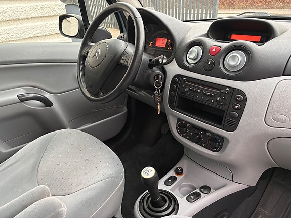 Citroen C3 16 of 27
